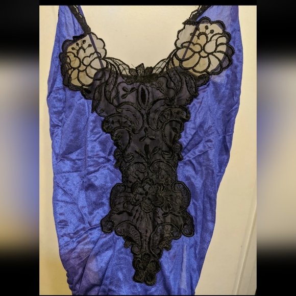 Fredrick's of hollywood Nighty purple satin black lace vtg - Picture 2 of 4